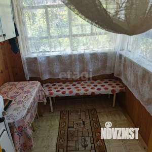 Дом 38м², 2-этажный, участок 6 сот.