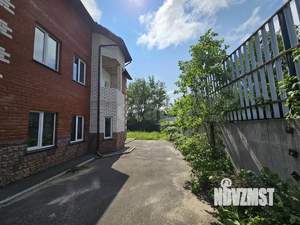 Таунхаус 540м², 3-этажный, участок 8 сот.