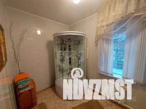 Дом 279м², 3-этажный, участок 18 сот.