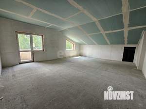 Таунхаус 540м², 3-этажный, участок 8 сот.