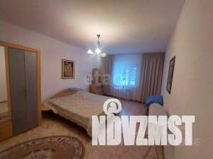 Дом 279м², 3-этажный, участок 18 сот.