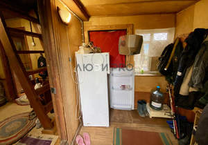 Дом 28м&sup2;, 2-этажный, участок 6 сот.  