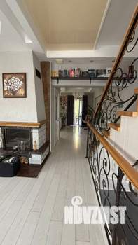 Таунхаус 212м&sup2;, 3-этажный, участок 15 сот.  