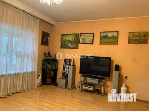 Таунхаус 328м², 3-этажный, участок 3 сот.  