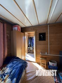 Дом 40м&sup2;, 2-этажный, участок 13 сот.  