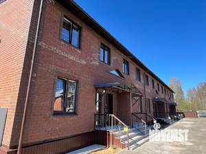 Таунхаус 93м², 2-этажный, участок 12 сот.  