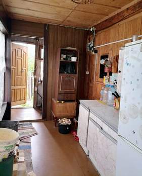 Дом 30м², 2-этажный, участок 6 сот.  
