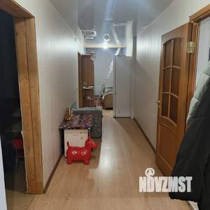 Коттедж 200м², 2-этажный, участок 5 сот.  