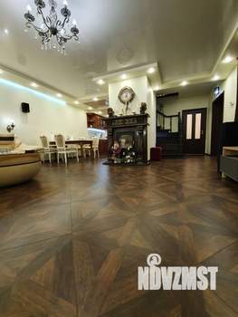 Дом 217м², 2-этажный, участок 7 сот.  