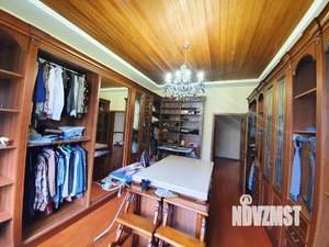 Таунхаус 282м², 3-этажный, участок 2 сот.  