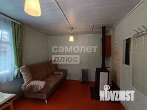 Дом 35м&sup2;, 2-этажный, участок 6 сот.  