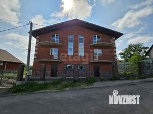 Таунхаус 540м², 3-этажный, участок 8 сот.  