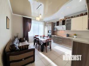 Дом 454м², 3-этажный, участок 13 сот.  