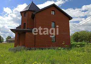 Дом 350м&sup2;, 3-этажный, участок 12 сот.  