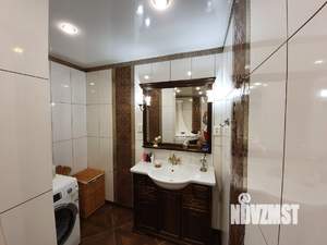 Коттедж 217м&sup2;, 2-этажный, участок 12 сот.  