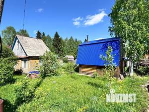 Дом 30м&sup2;, 2-этажный, участок 6 сот.  