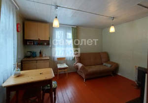 Дом 35м&sup2;, 2-этажный, участок 6 сот.  