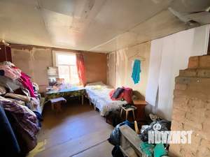 Дом 30м&sup2;, 2-этажный, участок 6 сот.  