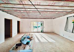 Дом 93м&sup2;, 1-этажный, участок 5 сот.  