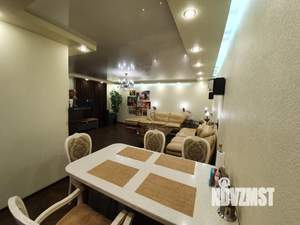 Коттедж 217м&sup2;, 2-этажный, участок 12 сот.  