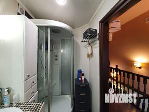 Дом 217м&sup2;, 2-этажный, участок 7 сот.  