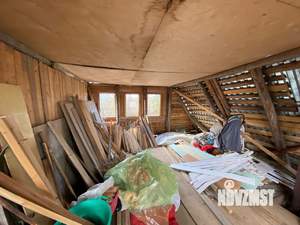 Дом 30м&sup2;, 2-этажный, участок 6 сот.  