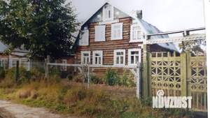 Дом 132м&sup2;, 2-этажный, участок 10 сот.  