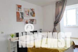 1-к квартира, посуточно, 35м2, 3/9 этаж