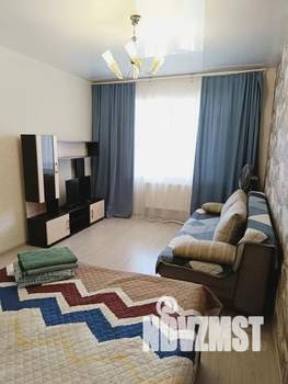 1-к квартира, посуточно, 36м2, 4/15 этаж