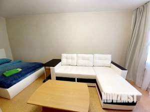 1-к квартира, посуточно, 37м2, 2/10 этаж