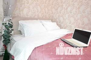 1-к квартира, посуточно, 36м2, 3/3 этаж