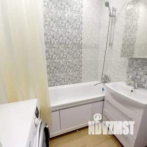 2-к квартира, посуточно, 39м2, 10/18 этаж