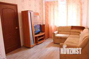 1-к квартира, посуточно, 38м2, 3/18 этаж