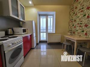 1-к квартира, посуточно, 36м2, 4/15 этаж