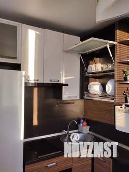 2-к квартира, посуточно, 39м2, 8/18 этаж