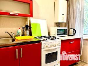 1-к квартира, посуточно, 32м2, 3/5 этаж
