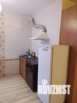 Студия квартира, посуточно, 34м2, 3/12 этаж
