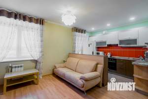 Студия квартира, посуточно, 40м2, 5/9 этаж