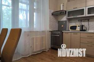 1-к квартира, посуточно, 42м2, 4/5 этаж