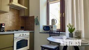 1-к квартира, посуточно, 38м2, 3/3 этаж