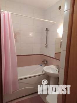 Студия квартира, посуточно, 34м2, 3/12 этаж