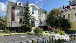 6-к квартира, на длительный срок, 168м2, 1/2 этаж