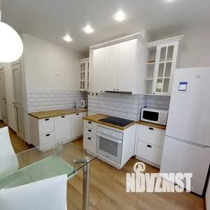 2-к квартира, посуточно, 39м2, 10/18 этаж