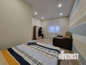 1-к квартира, посуточно, 38м2, 8/14 этаж