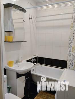 2-к квартира, посуточно, 39м2, 8/18 этаж