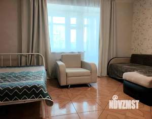 1-к квартира, посуточно, 38м2, 4/5 этаж