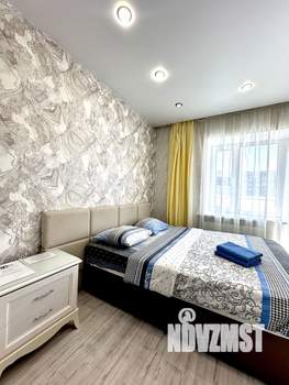 Студия квартира, посуточно, 35м2, 7/10 этаж