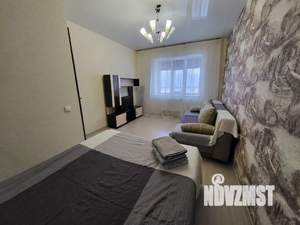 1-к квартира, посуточно, 36м2, 4/15 этаж