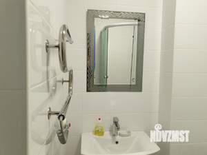 Студия квартира, посуточно, 18м2, 1/13 этаж