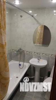 1-к квартира, посуточно, 35м2, 1/9 этаж